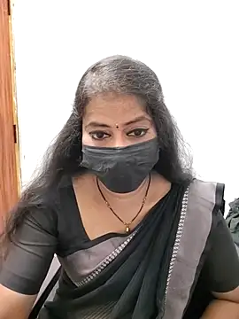 Snapshot of tamil_Sigappu_Roja chatting on 04/08/26, 01:16 tamil Sigappu Roja online show from 04/08/26, 01:16