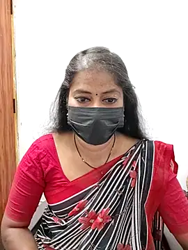 Snapshot of tamil_Sigappu_Roja chatting on 04/18/26, 12:58 tamil Sigappu Roja online show from 04/18/26, 12:58