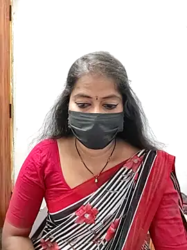 Snapshot of tamil_Sigappu_Roja chatting on 05/07/26, 12:49 tamil Sigappu Roja online show from 05/07/26, 12:49