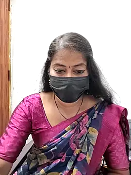 Snapshot of tamil_Sigappu_Roja chatting on 05/26/26, 12:39 tamil Sigappu Roja online show from 05/26/26, 12:39