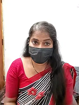 Snapshot of tamil_Sigappu_Roja chatting on 05/28/26, 12:46 tamil Sigappu Roja online show from 05/28/26, 12:46