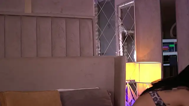 FrancescaDante online show from 10/16/25, 06:14