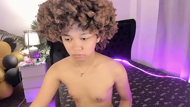 Snapshot of 9INCHESHARDCOCK chatting on 11/01/25, 10:17 9INCHESHARDCOCK online show from 11/01/25, 10:17