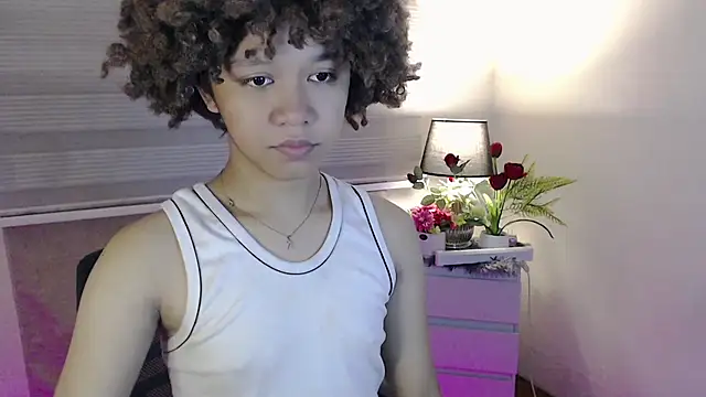 Snapshot of 9INCHESHARDCOCK chatting on 12/15/25, 06:17 9INCHESHARDCOCK online show from 12/15/25, 06:17