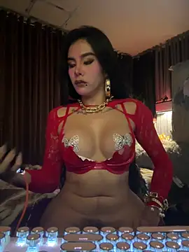 Snapshot of Your_dreambabe chatting on 05/31/26, 08:10 Your dreambabe online show from 05/31/26, 08:10