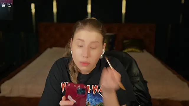 BadAfina online show from 10/10/25, 06:56