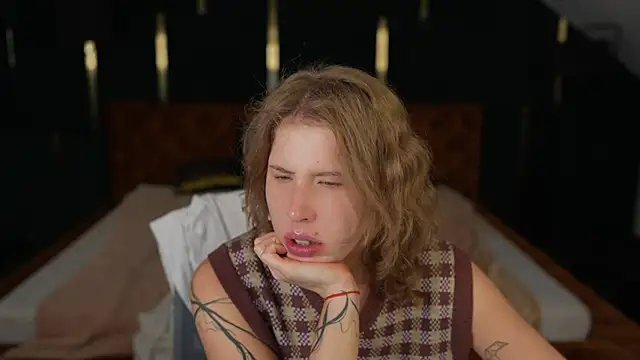 BadAfina online show from 10/15/25, 06:57