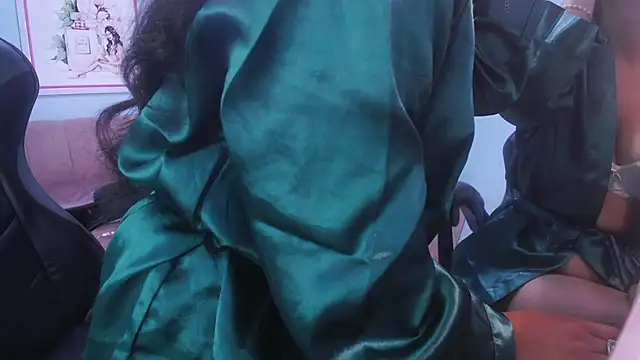 victoria hernandez t  online show from 10/16/25, 12:39