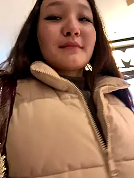 KissMeEva online show from 09/25/25, 02:21