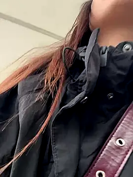 KissMeEva online show from 09/27/25, 08:08