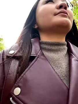 KissMeEva online show from 10/10/25, 08:13