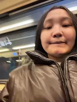 KissMeEva online show from 10/24/25, 02:46