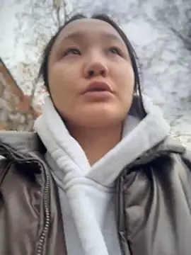 KissMeEva online show from 10/30/25, 12:39