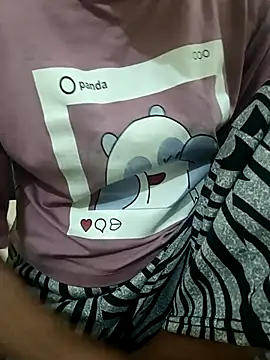 Snapshot of Alia-00 chatting on 09/23/25, 04:15 Alia-00 online show from 09/23/25, 04:15