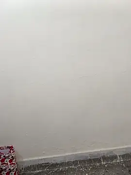 Snapshot of Alia-00 chatting on 10/30/25, 04:36 Alia-00 online show from 10/30/25, 04:36