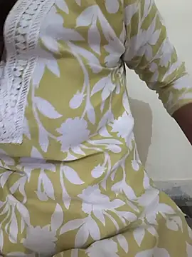 Alia-00 online show from 12/05/25, 03:26