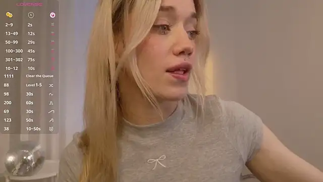 Snapshot of DiscoPotato chatting on 09/28/25, 03:06 DiscoPotato online show from 09/28/25, 03:06