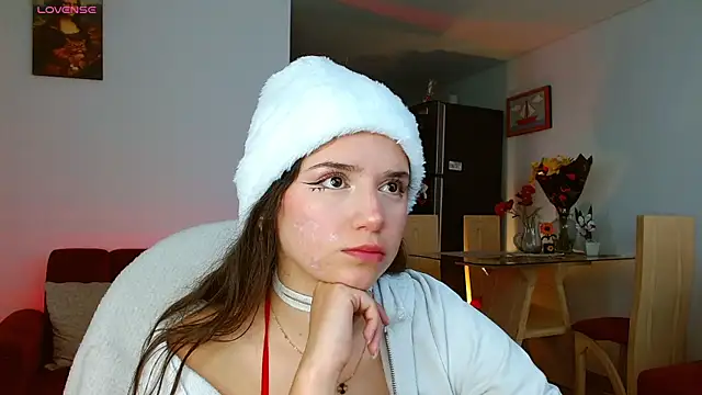 Snapshot of LilithAbril chatting on 12/16/25, 01:05 LilithAbril online show from 12/16/25, 01:05