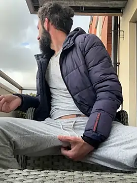 Michel huge online show from 05/12/26, 06:16