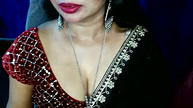 QUEEN SAKHI- online show from 05/12/26, 04:59