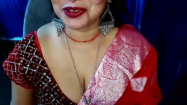 QUEEN SAKHI- online show from 05/26/26, 06:48