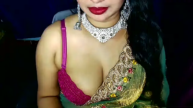 QUEEN SAKHI- online show from 06/21/26, 10:51
