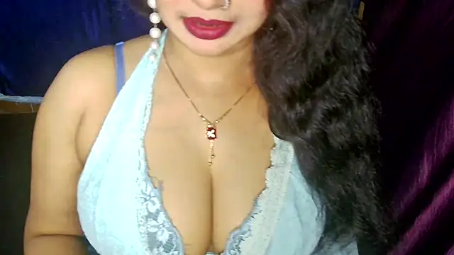 QUEEN SAKHI- online show from 07/27/26, 04:19