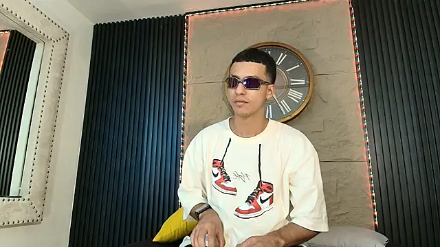 Snapshot of Marcus_Jeron chatting on 05/10/26, 09:09 Marcus Jeron online show from 05/10/26, 09:09