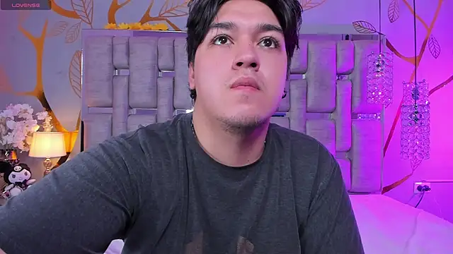 EmilyANDrew  online show from 11/19/25, 04:56