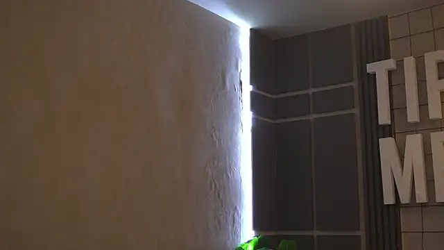 Thiago Valente online show from 05/26/26, 01:07