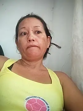 marinita13 online show from 09/12/25, 03:23