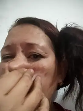 marinita13 online show from 09/21/25, 03:41