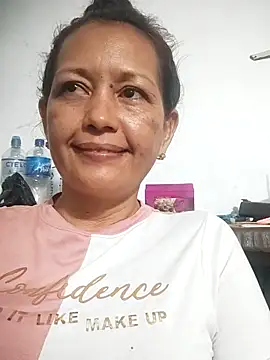 marinita13 online show from 10/10/25, 12:53