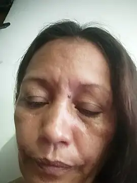 Snapshot of marinita13 chatting on 11/05/25, 12:54 marinita13 online show from 11/05/25, 12:54