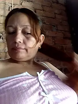 marinita13 online show from 06/09/26, 02:39