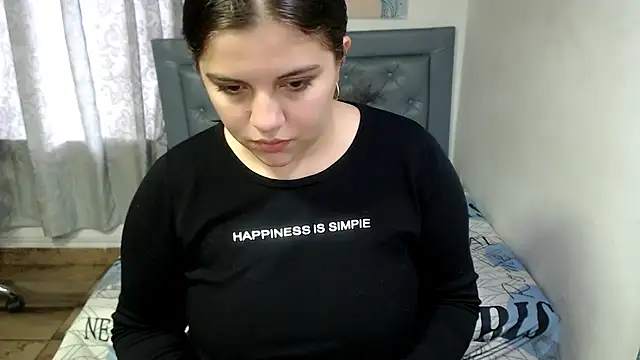 sarah aguilar online show from 04/28/26, 02:55