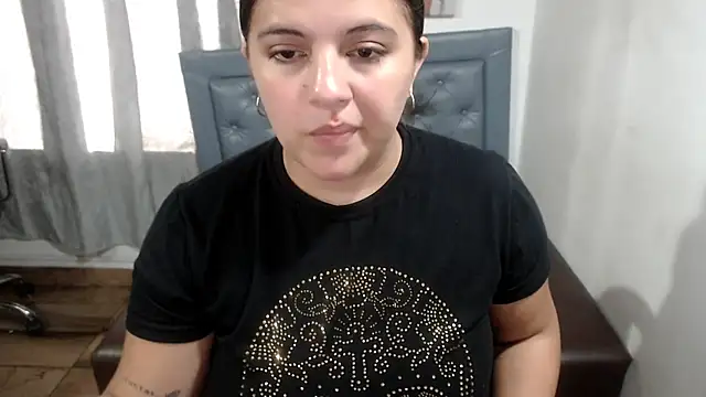 sarah aguilar online show from 05/21/26, 03:19