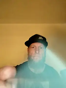 M6I6K6Exh online show from 12/17/25, 03:18