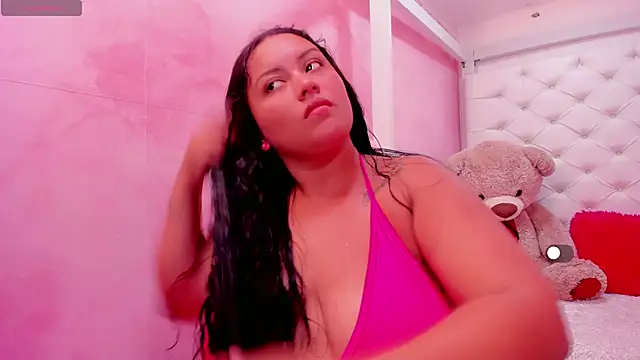 samantamilk6 online show from 10/19/25, 05:13