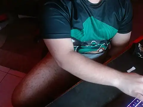 Snapshot of Luacsboy22 chatting on 10/29/25, 10:11 Luacsboy22 online show from 10/29/25, 10:11