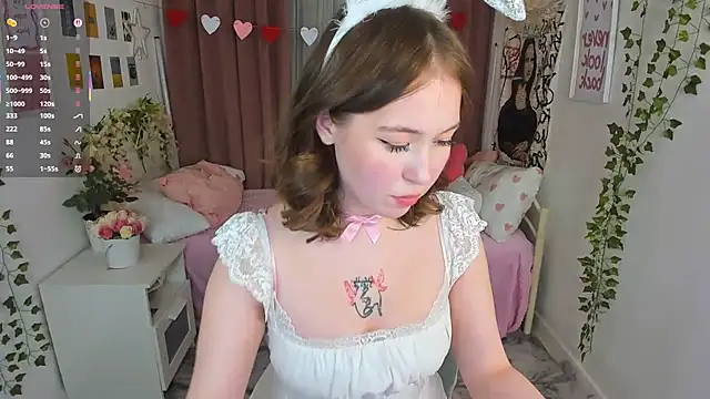 Snapshot of LanaRoselle chatting on 02/13/26, 09:22 LanaRoselle online show from 02/13/26, 09:22