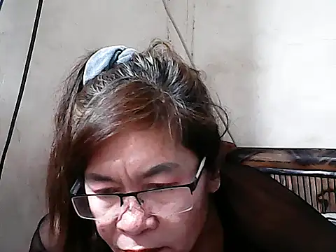 Hottestsexxy Elynnn online show from 06/03/26, 05:43