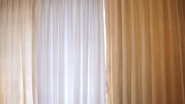 Snapshot of Ariaa_Isabell chatting on 10/17/25, 06:21 Ariaa Isabell online show from 10/17/25, 06:21