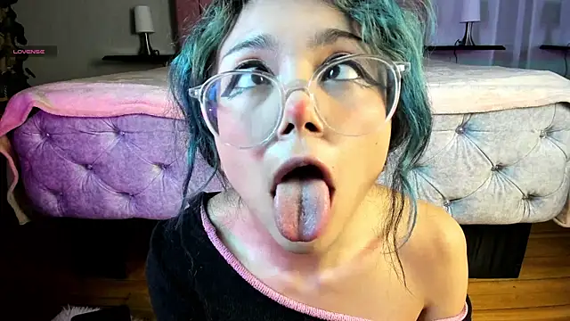 Snapshot of TerumiKitty chatting on 10/11/25, 10:52 TerumiKitty online show from 10/11/25, 10:52