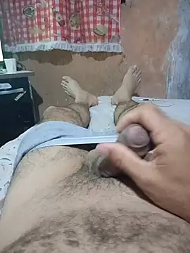 NAUFRAGO 17CM online show from 06/28/26, 02:17