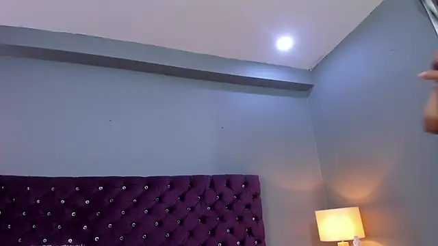 Snapshot of RedAngel1- chatting on 10/03/25, 04:48 RedAngel1- online show from 10/03/25, 04:48