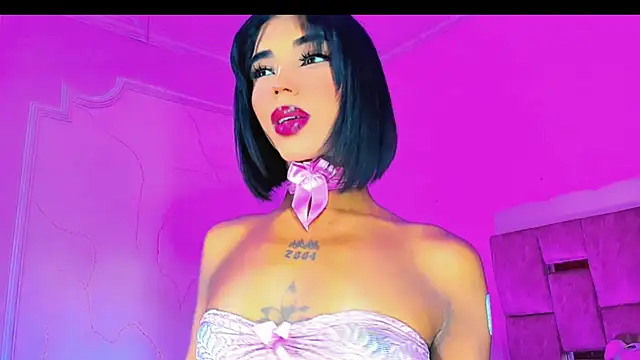 Snapshot of LADY-HOT-SEXY- chatting on 09/25/25, 08:23 LADY-HOT-SEXY- online show from 09/25/25, 08:23