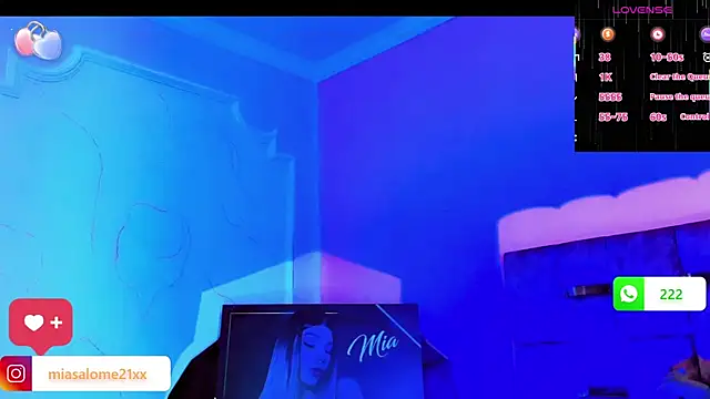 Snapshot of LADY-HOT-SEXY- chatting on 09/28/25, 01:27 LADY-HOT-SEXY- online show from 09/28/25, 01:27