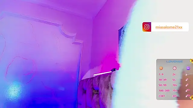 Snapshot of LADY-HOT-SEXY- chatting on 12/04/25, 09:01 LADY-HOT-SEXY- online show from 12/04/25, 09:01