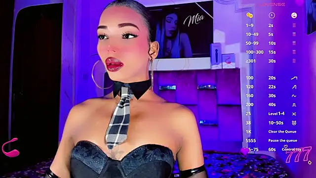 LADY-HOT-SEXY- online show from 06/08/26, 01:28
